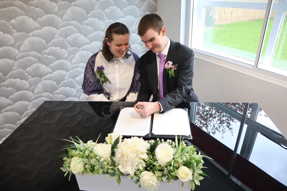 James remembering how to use a (fountain) pen